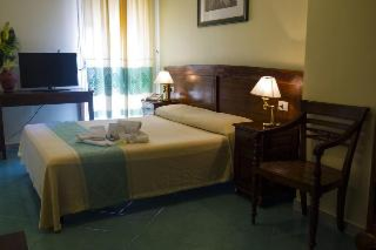 HOTEL MARINI