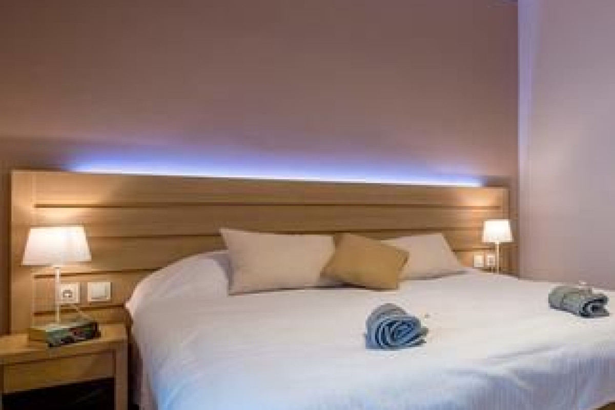 KROUZERI BEACH APARTMENTS