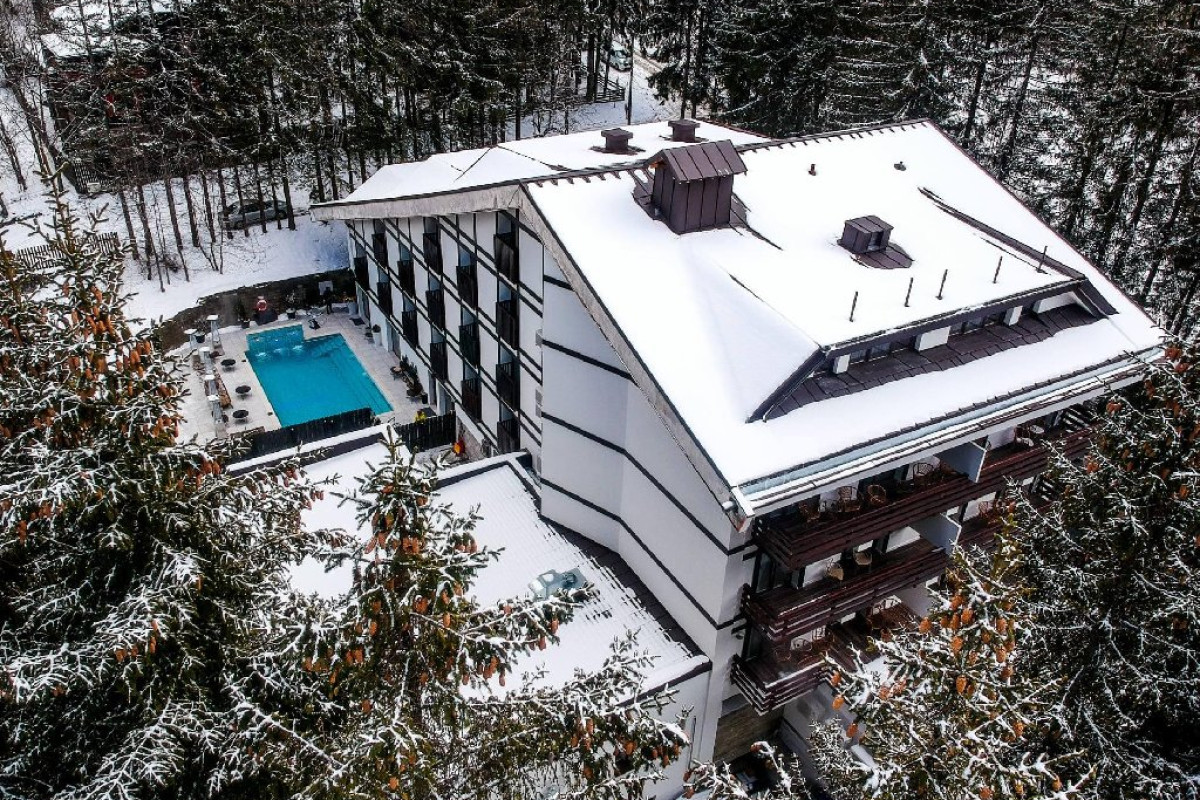 HOTEL ELEXUS PREDEAL