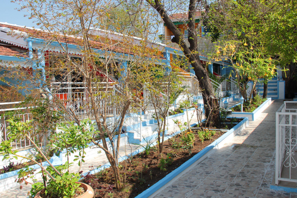 SIDE TEMPLE HOTEL