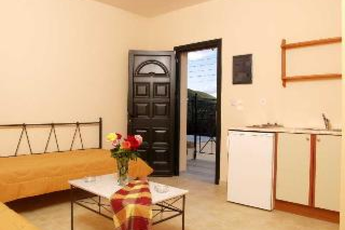 ELANTHI VILLAGE HOTEL