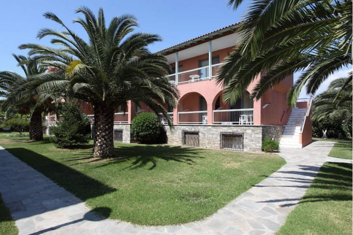 Hanioti Village Resort