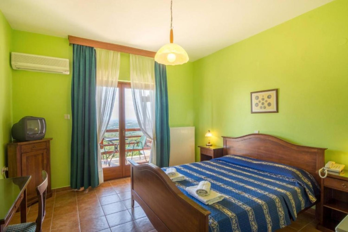 Roxani Country House