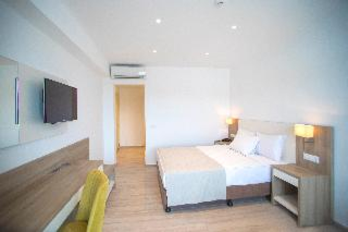 SHARK CLUB HOTEL