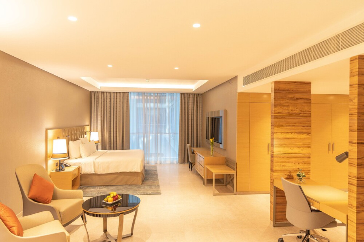 GRAND COSMOPOLITAN HOTEL