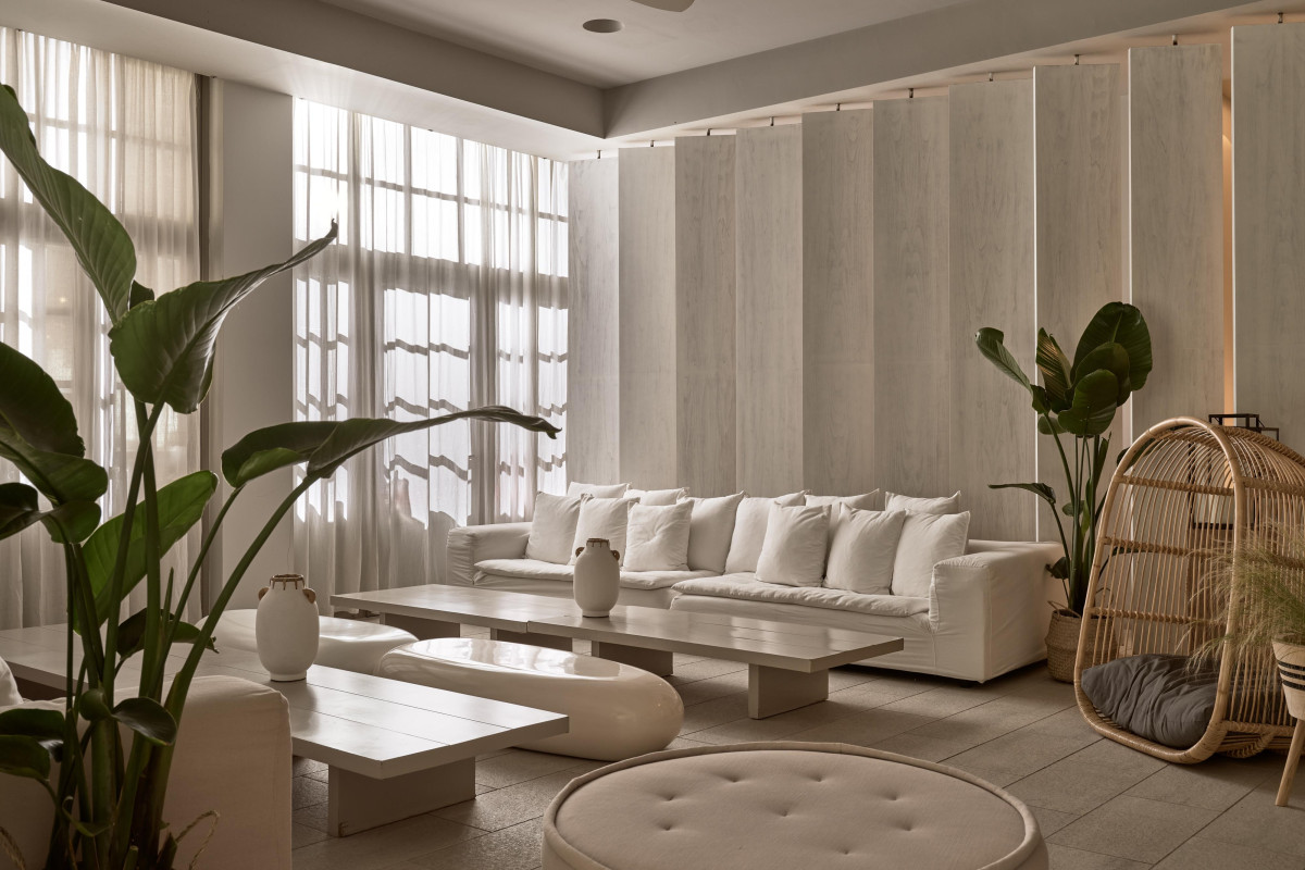 The Bay Hotel & Suite