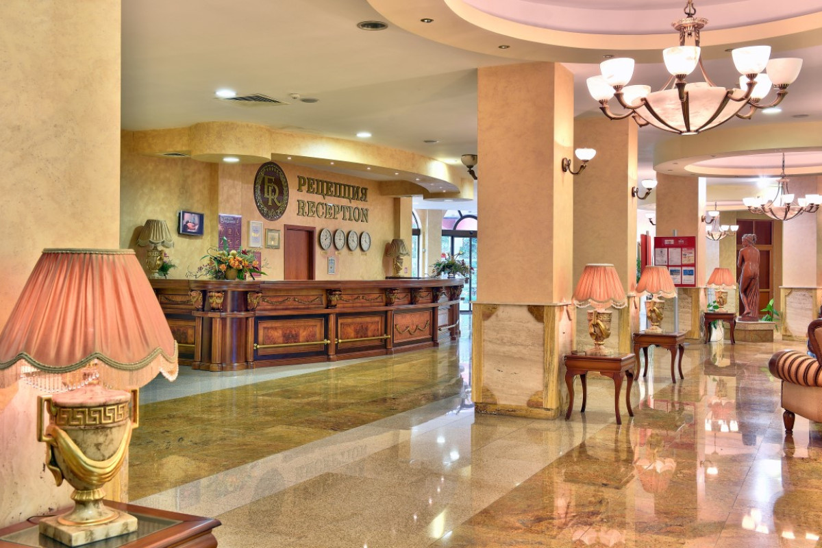 Estreya Residence (St.Constantin:E) 4*