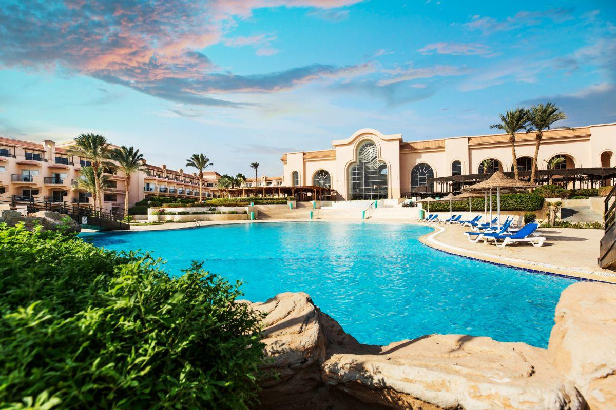 PYRAMISA BEACH RESORT SAHL HASHEESH