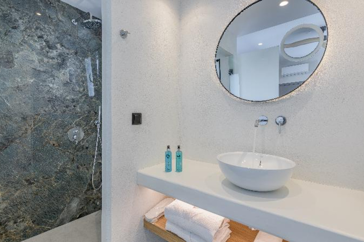 Nove Milos Luxury by Estia