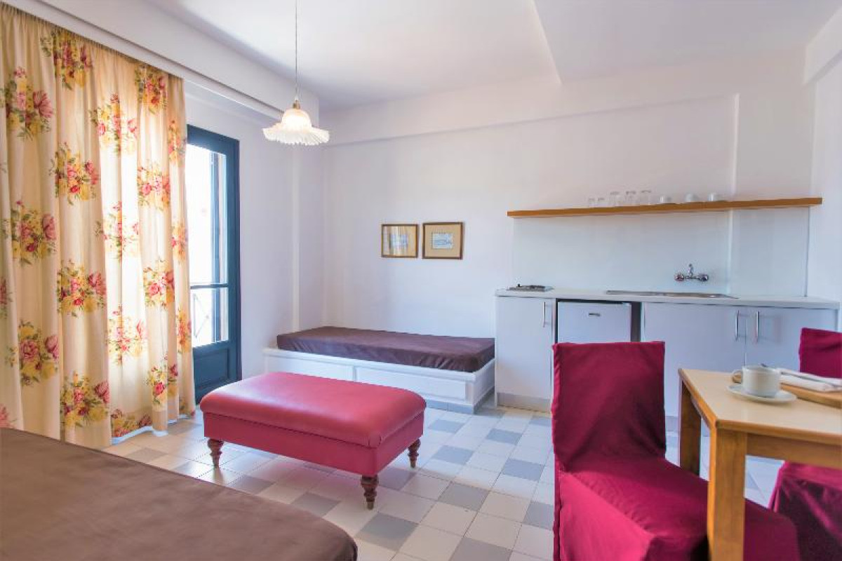 Nami Hotel amp; Suites