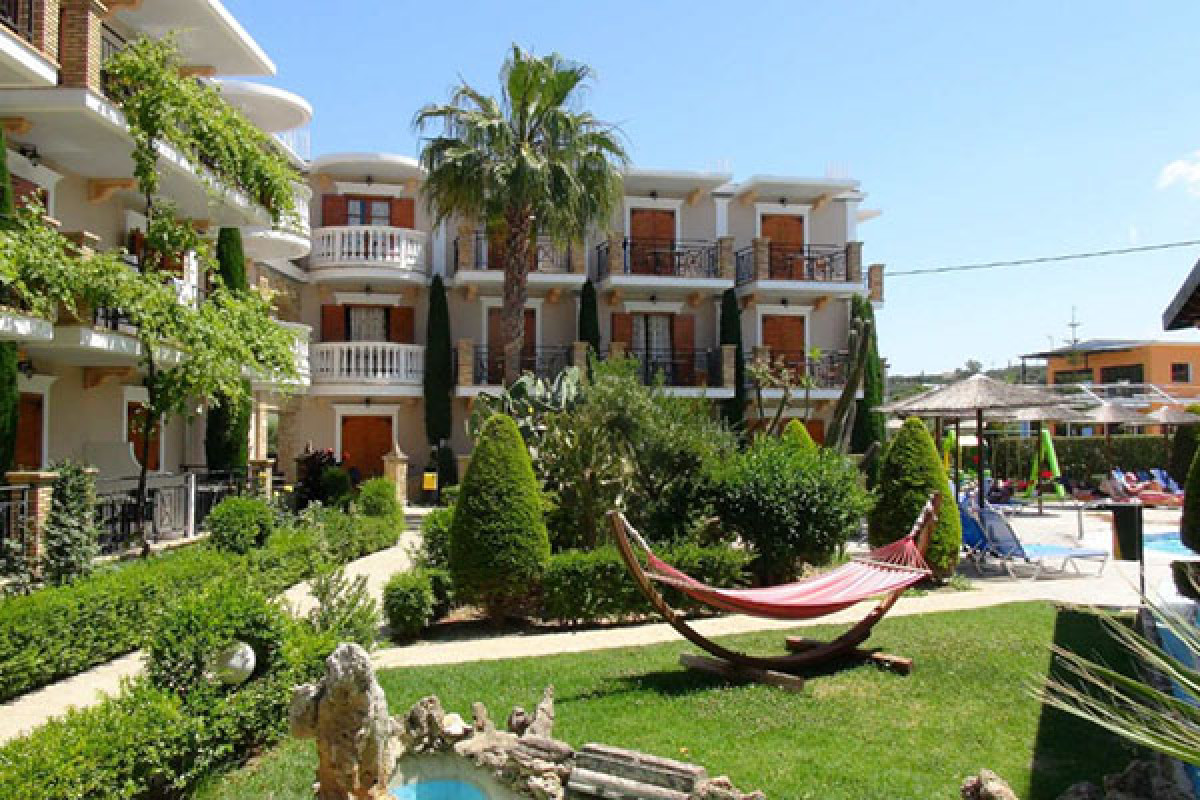 Aparthotel Plaza Pallas (Tsilivi) (F)