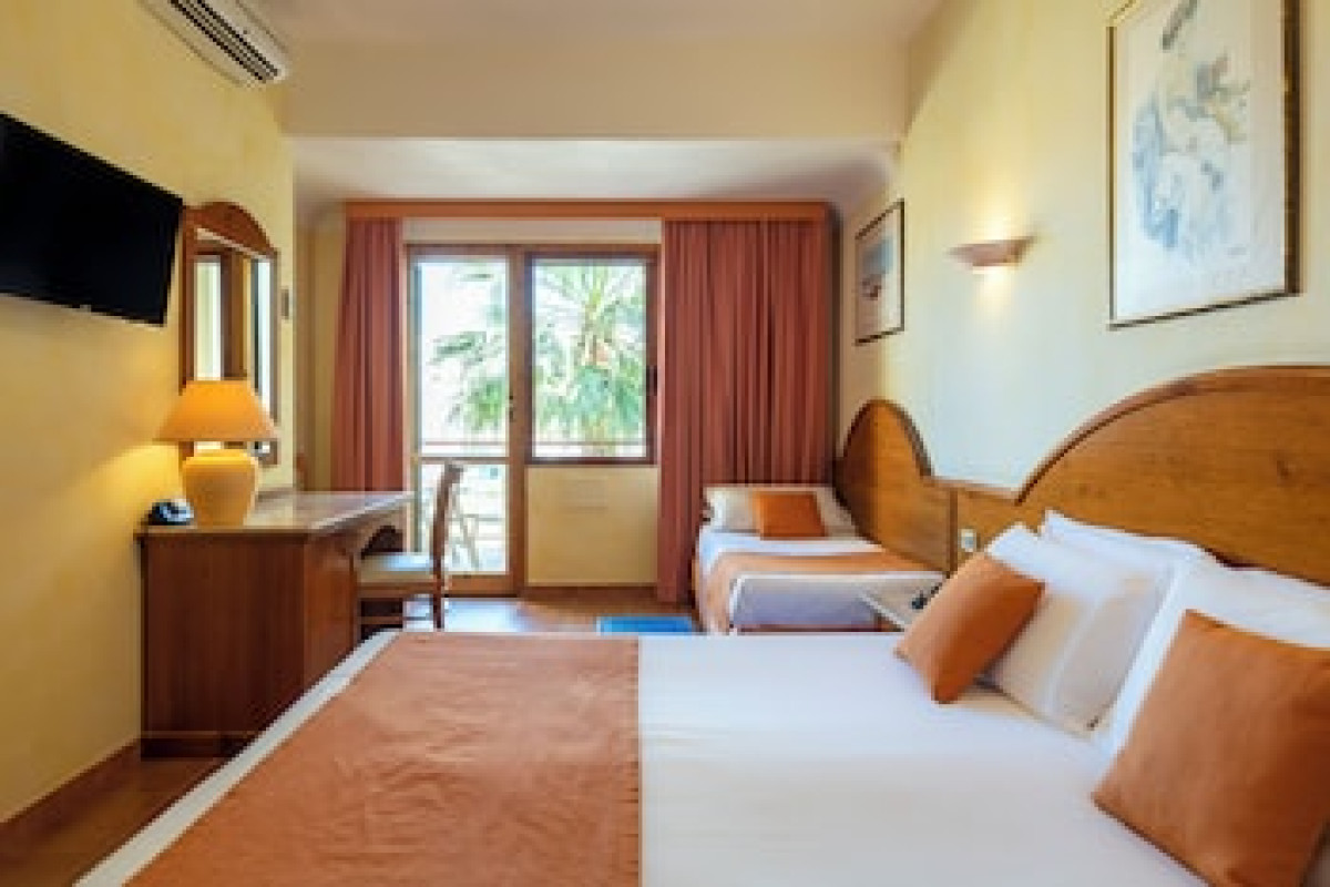 FLORIDA HOTEL