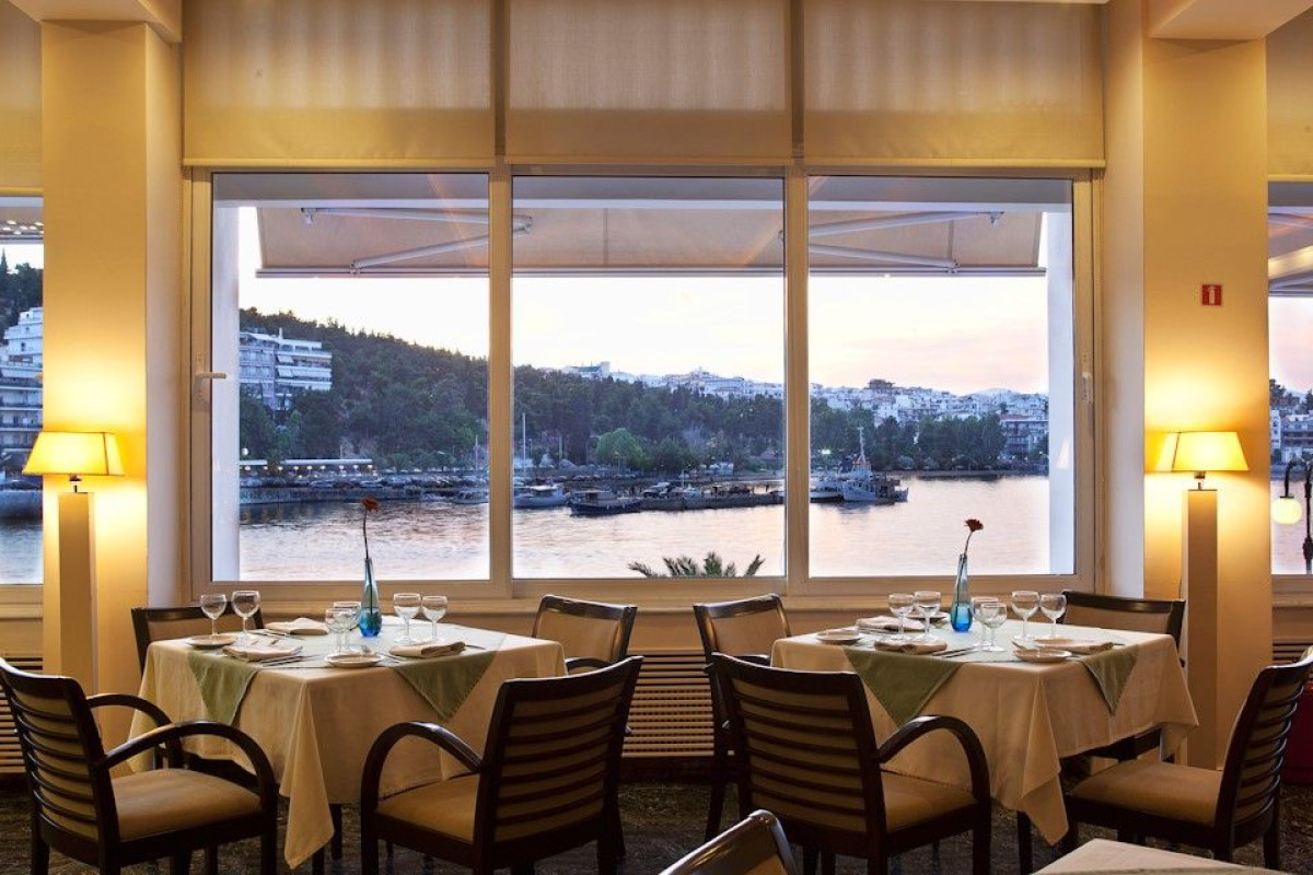 Lucy Hotel Chalkida
