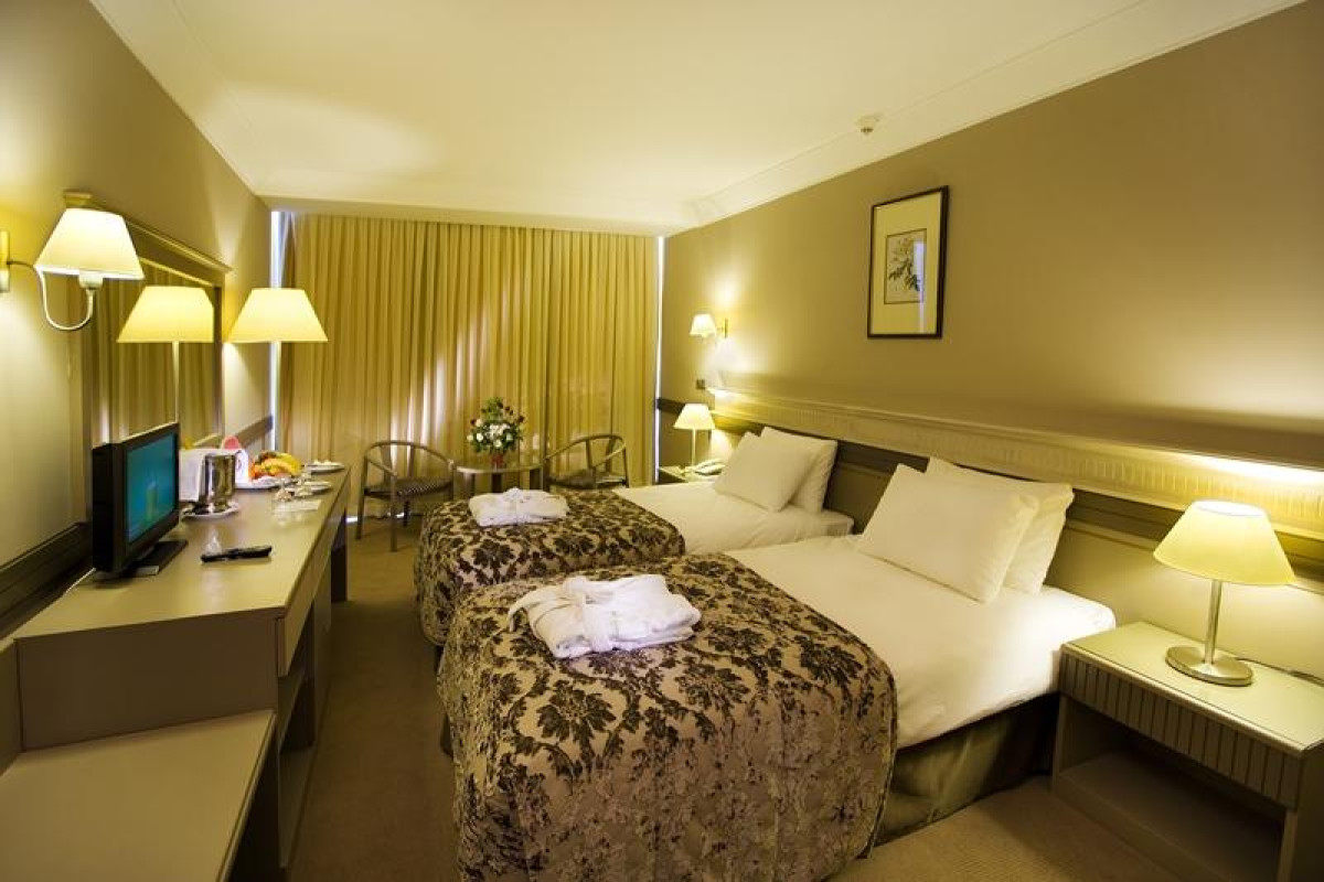FANTASIA DELUXE HOTEL