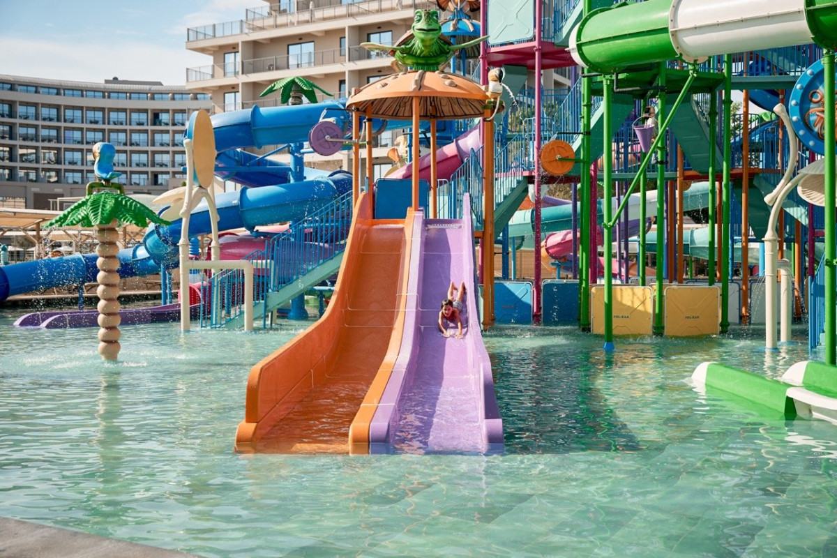 Seaden de Mar Resort and Spa