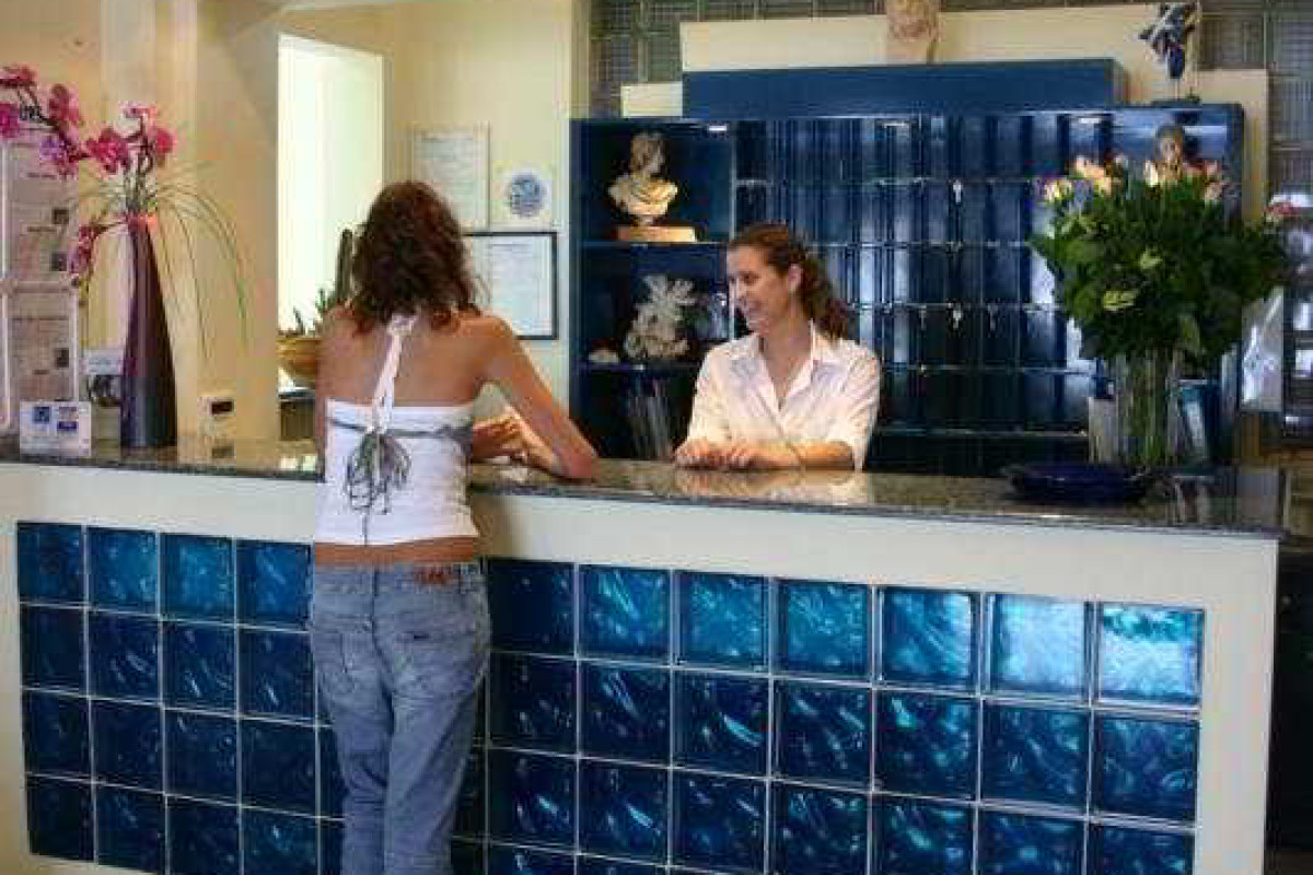 FLISVOS HOTEL TOLO