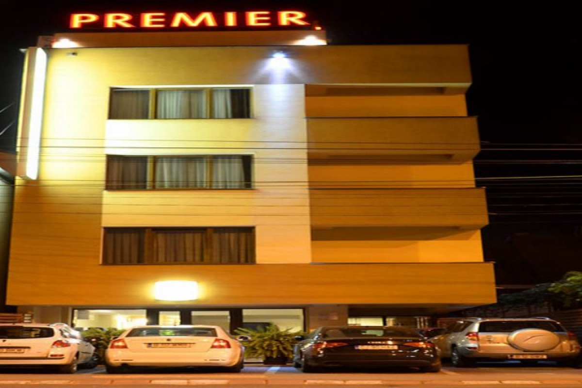 PREMIER