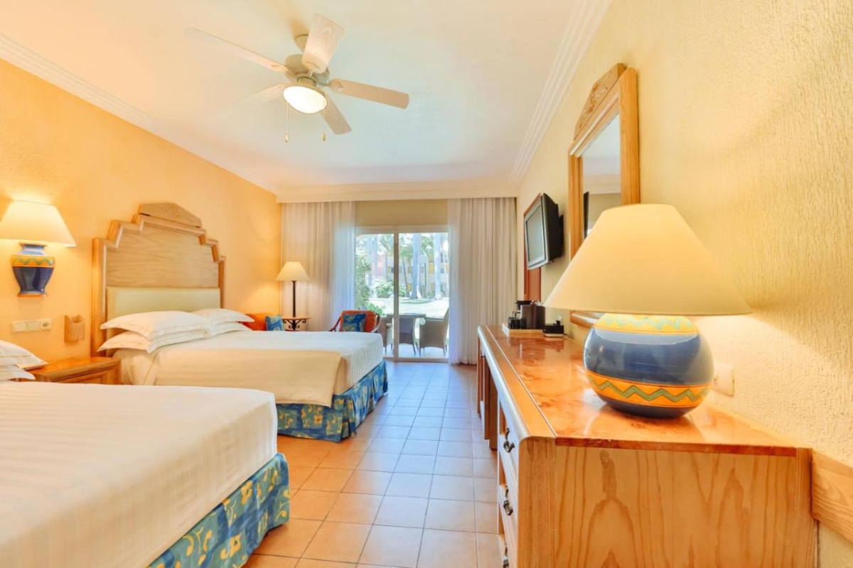 Barcelo Maya Tropical