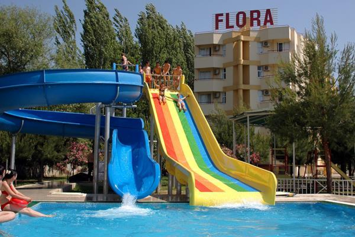 FLORA SUITES