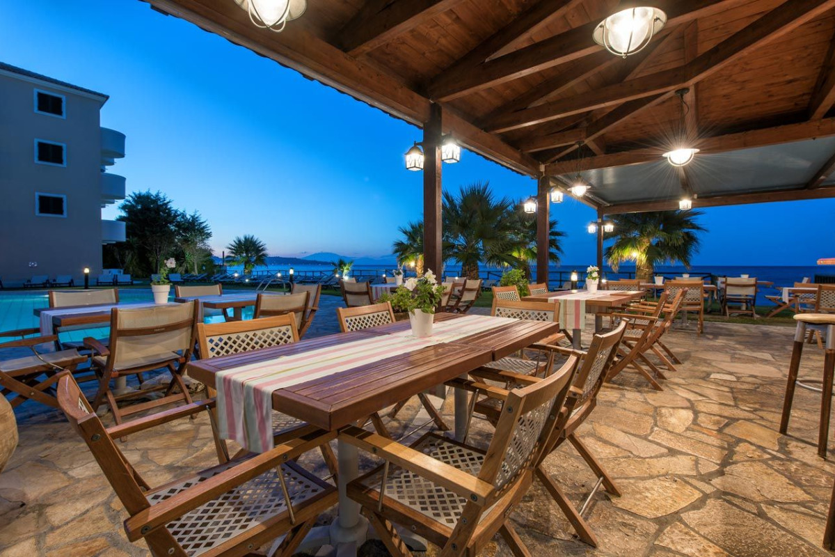 Windmill Bay Hotel