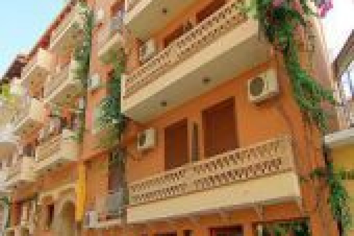 YRIA - ZANTE TOWN