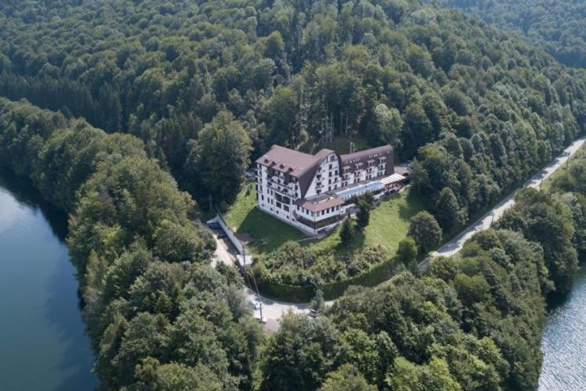 HOTEL VALEA CU PESTI