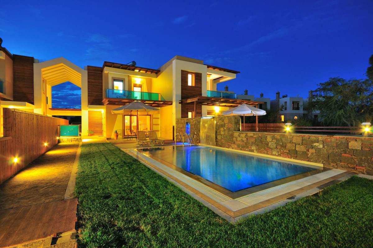 Horizon Line Villas