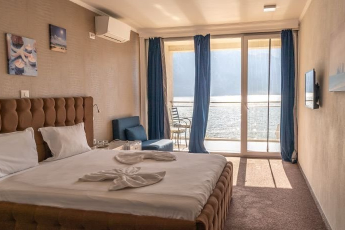 Vella Arena Resort And Spa