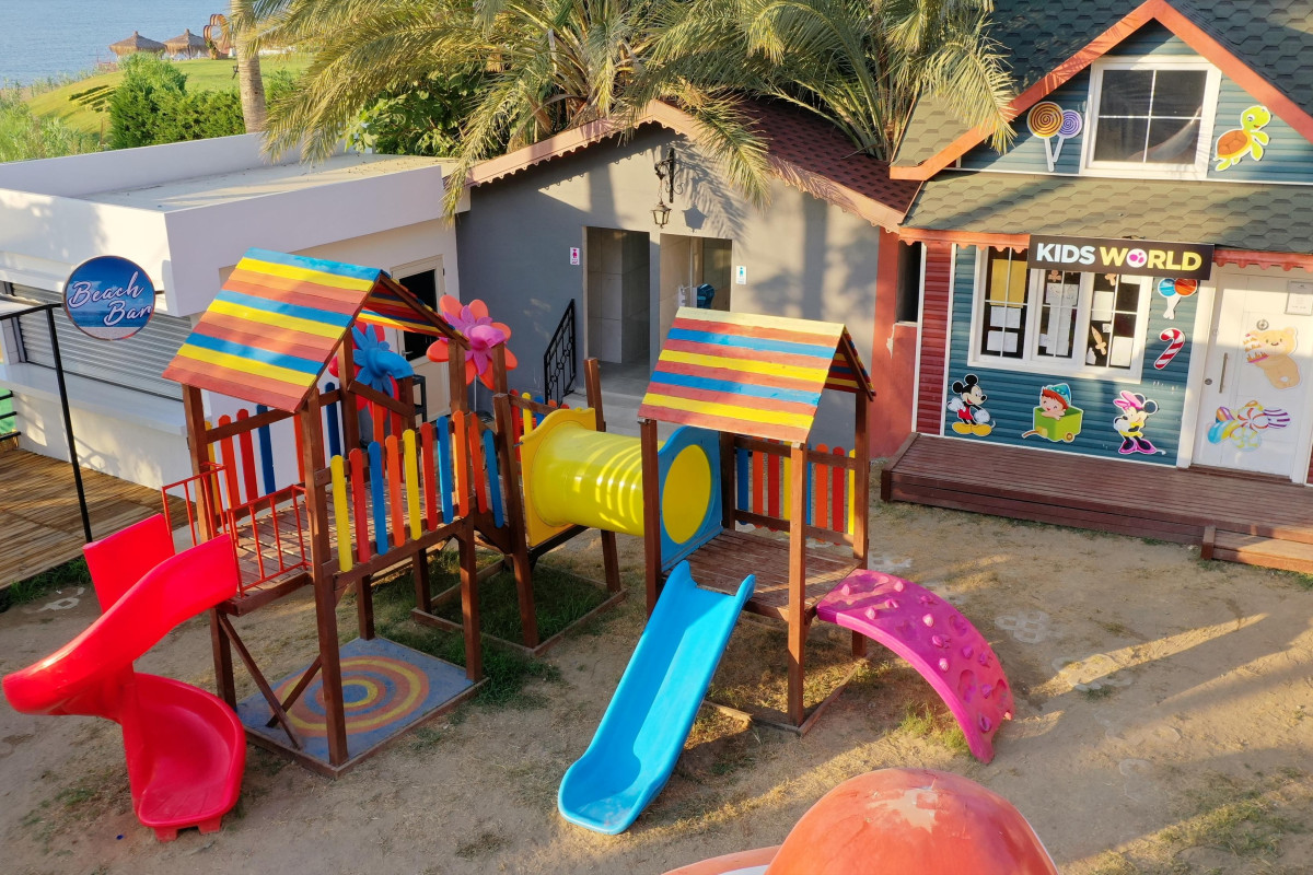 EOS Beach Resort