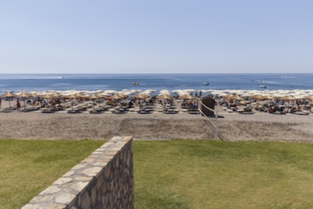 COSTA LINDIA BEACH