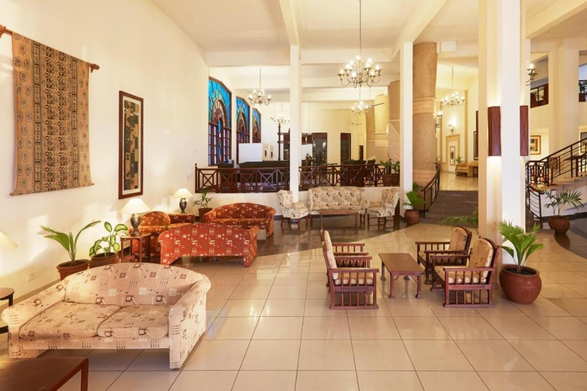 Neptune Beach Resort and Safari Tsavo Explorer RO