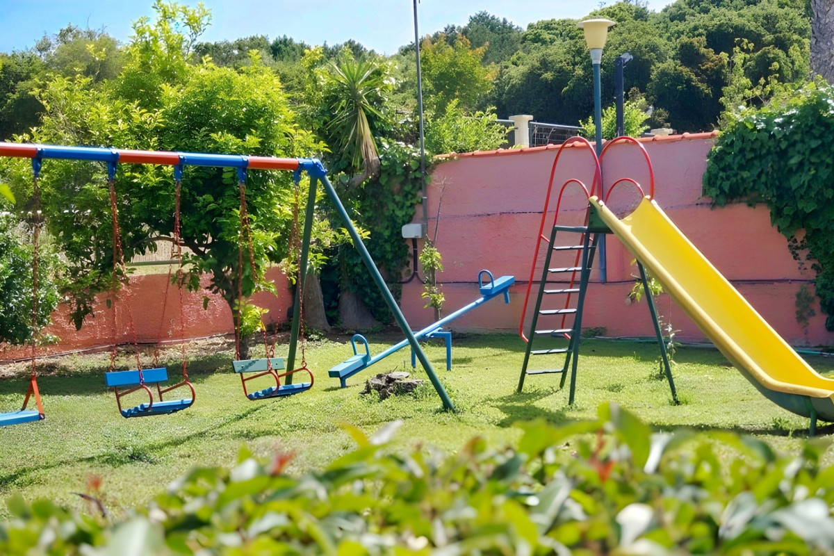 Brati Arkoudi Hotel