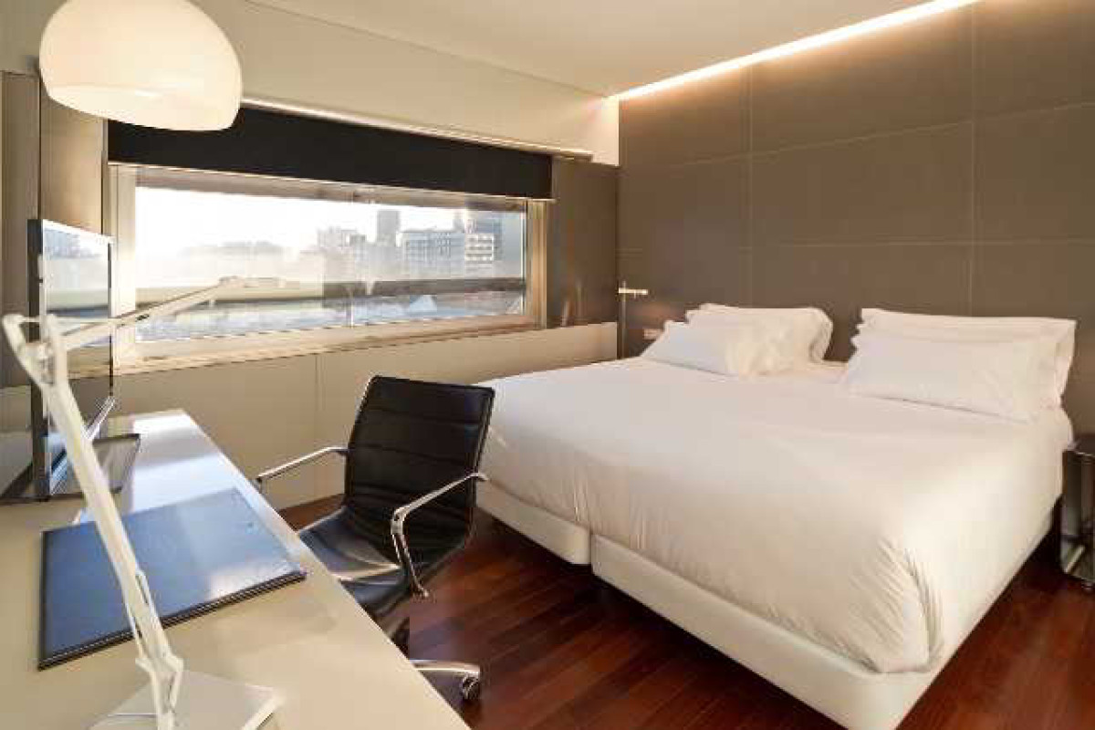 NH Collection Barcelona Constanza