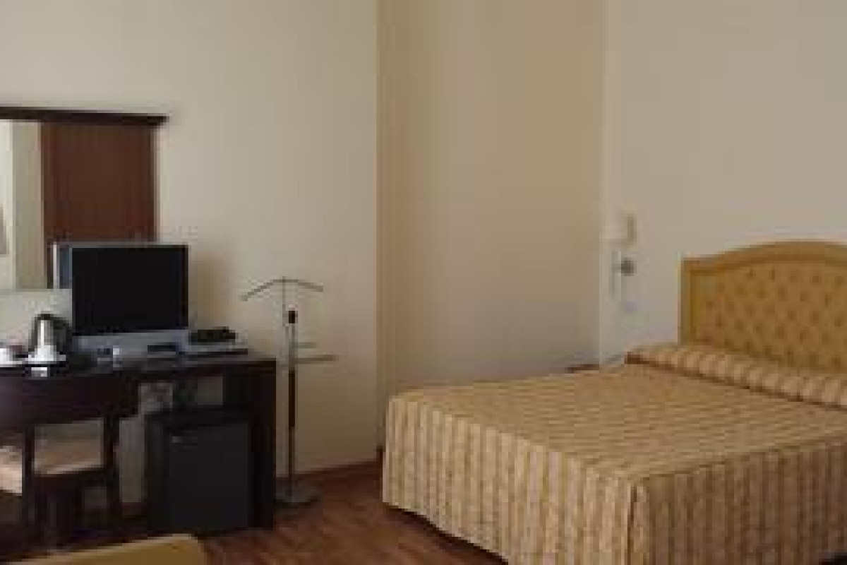 HOTEL DUE COLONNE