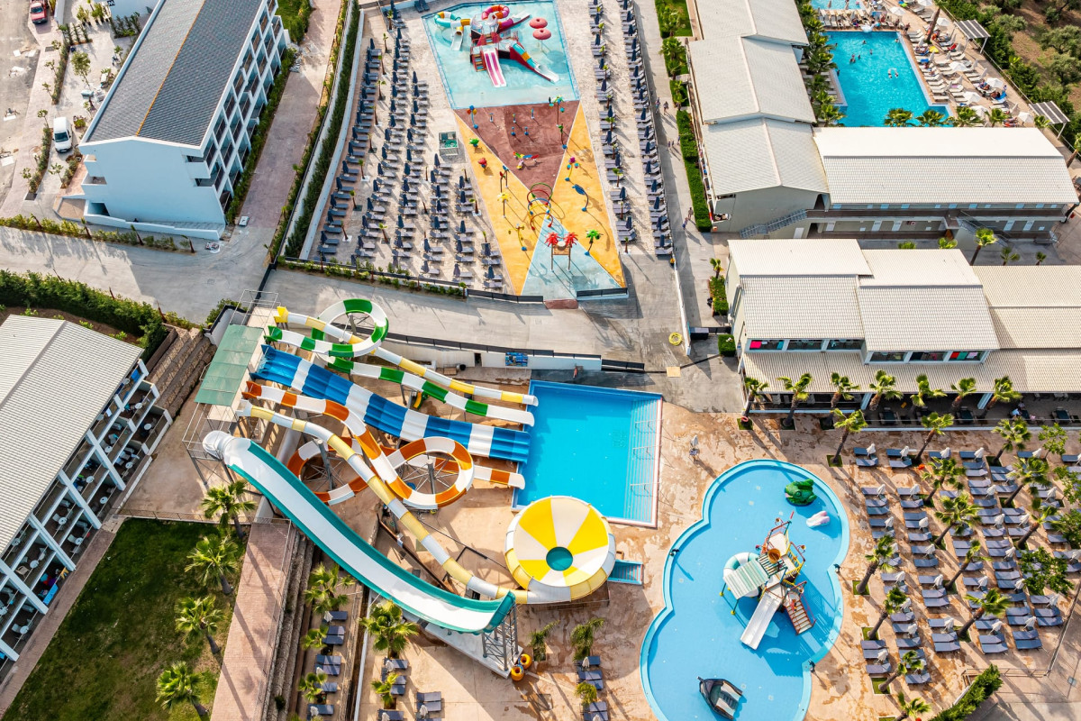 CARETTA PARADISE HOTEL AND WATERPARK TRAGAKI