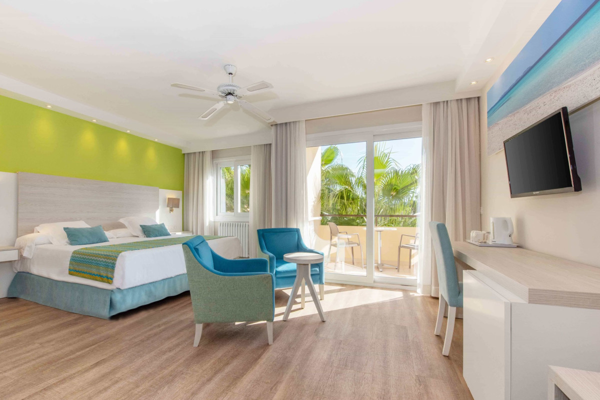 Valentin Somni Hotel  Suites