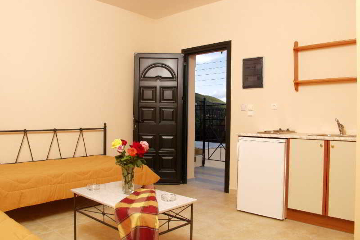 ELANTHI VILLAGE APARTMENTS