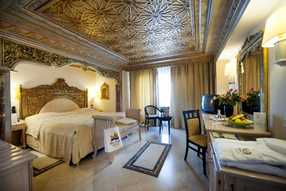 Royal Azur