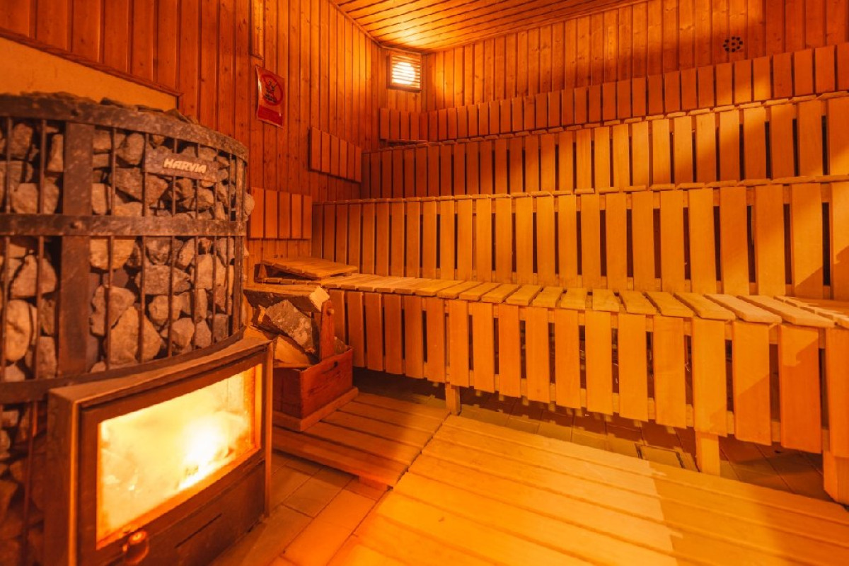 LOBOGO RESORT.