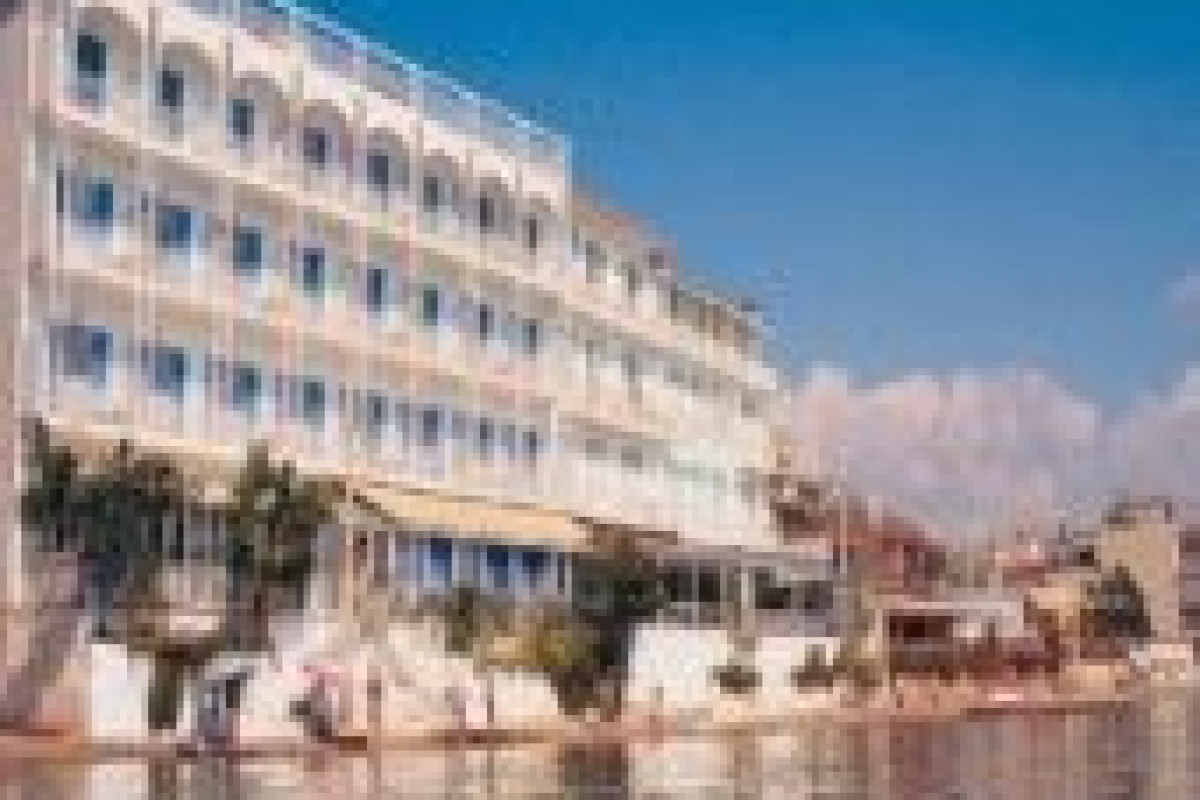Tolo Hotel (Tolo)