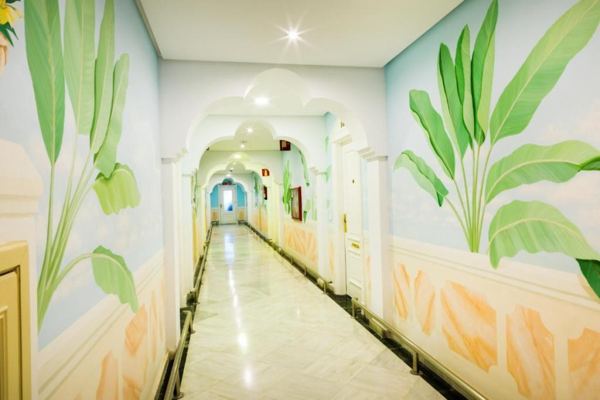 Monarque Sultan Aparthotel