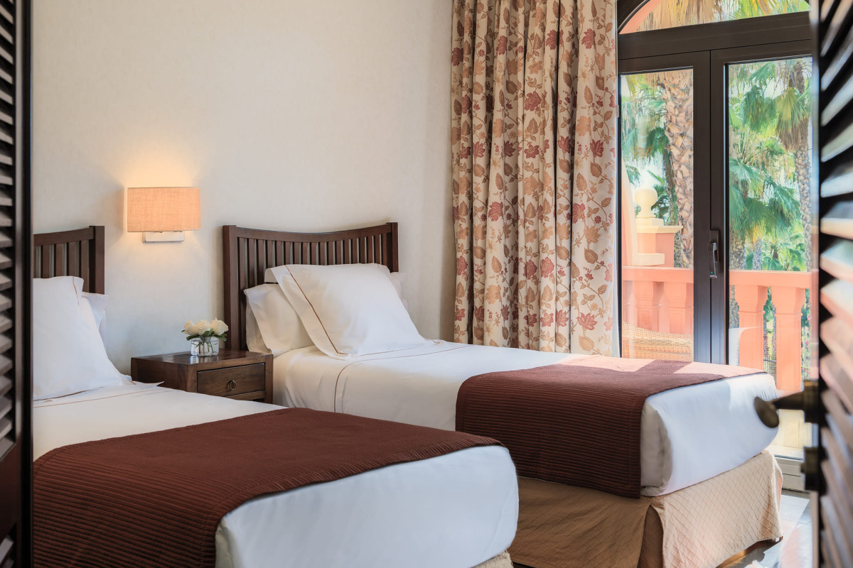 1881 Tenerife Madrigueras Golf Hotel