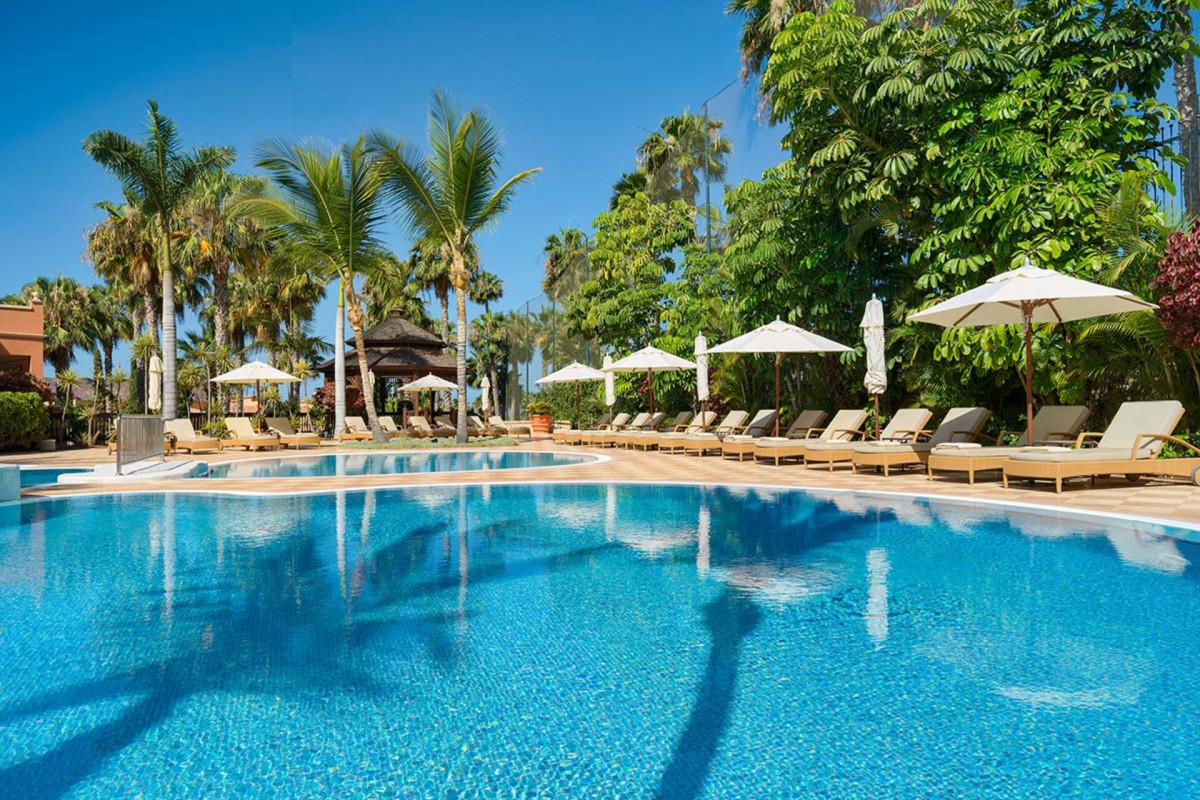 1881 Tenerife Madrigueras Golf Hotel