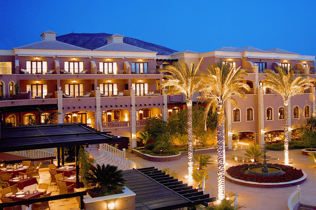1881 Tenerife Madrigueras Golf Hotel