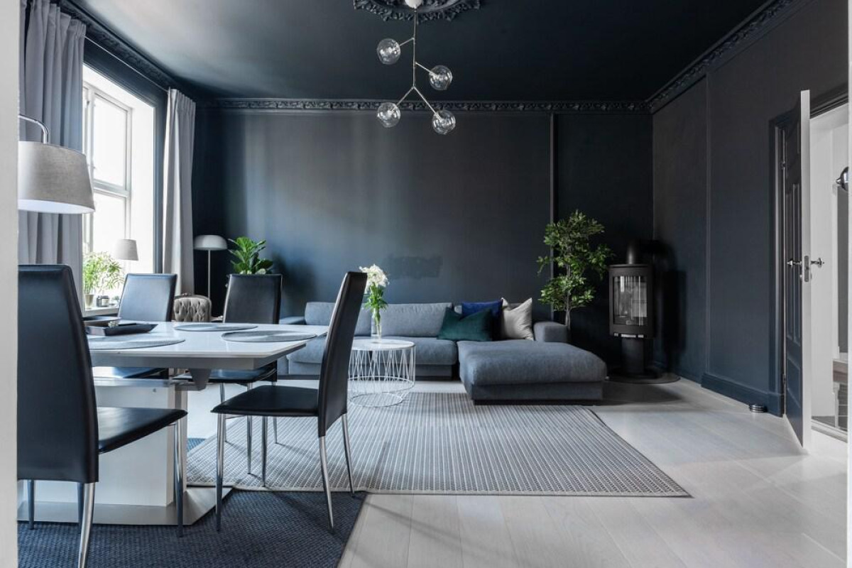 2 bedroom apartment 8 guests