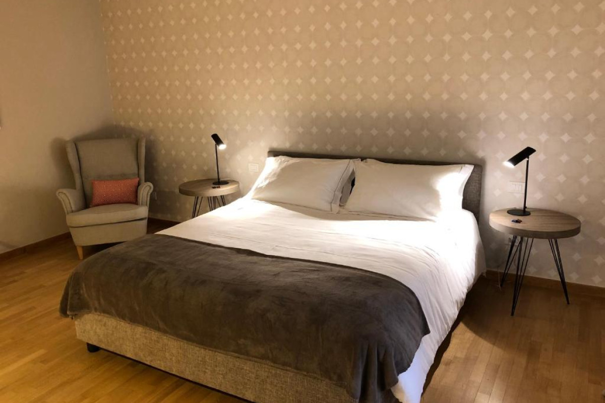 200 Rooms & Terrace