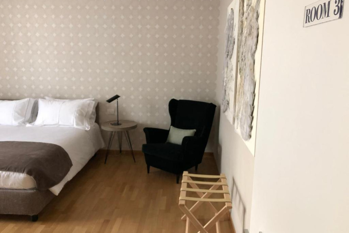 200 Rooms & Terrace