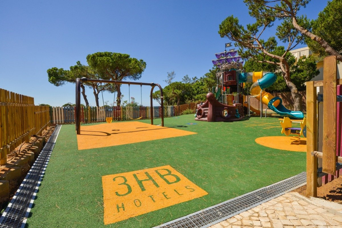 3HB Falesia Beach