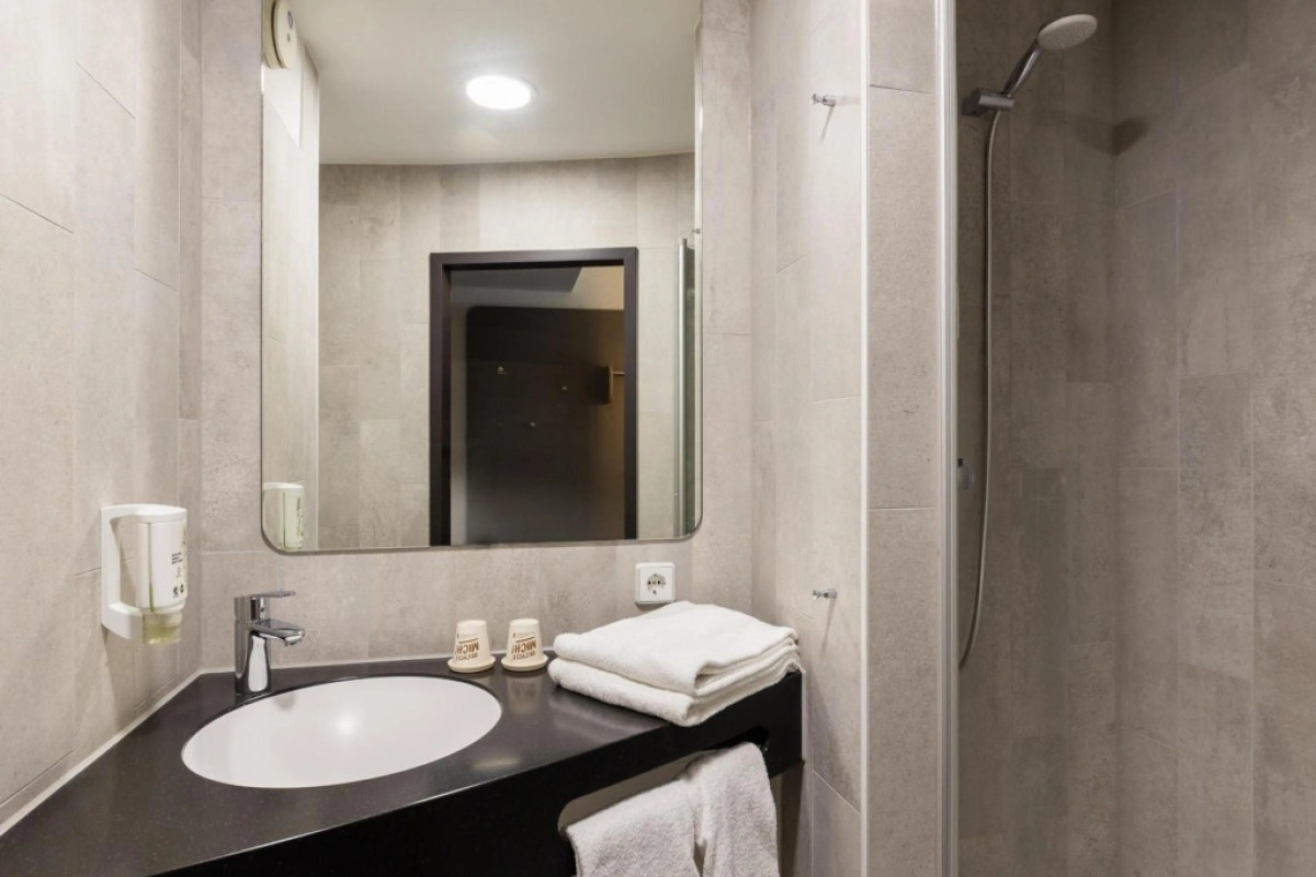 4DREAMS HOTEL