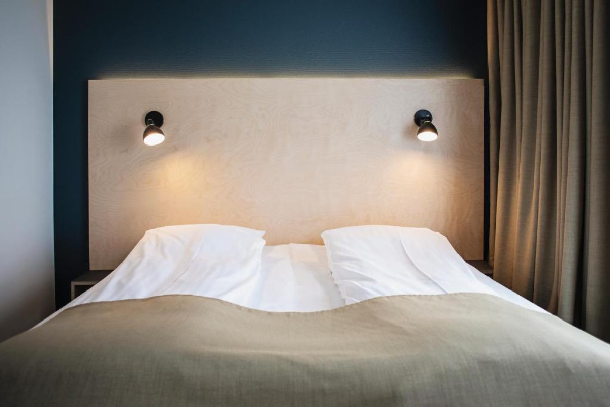 62N Hotel